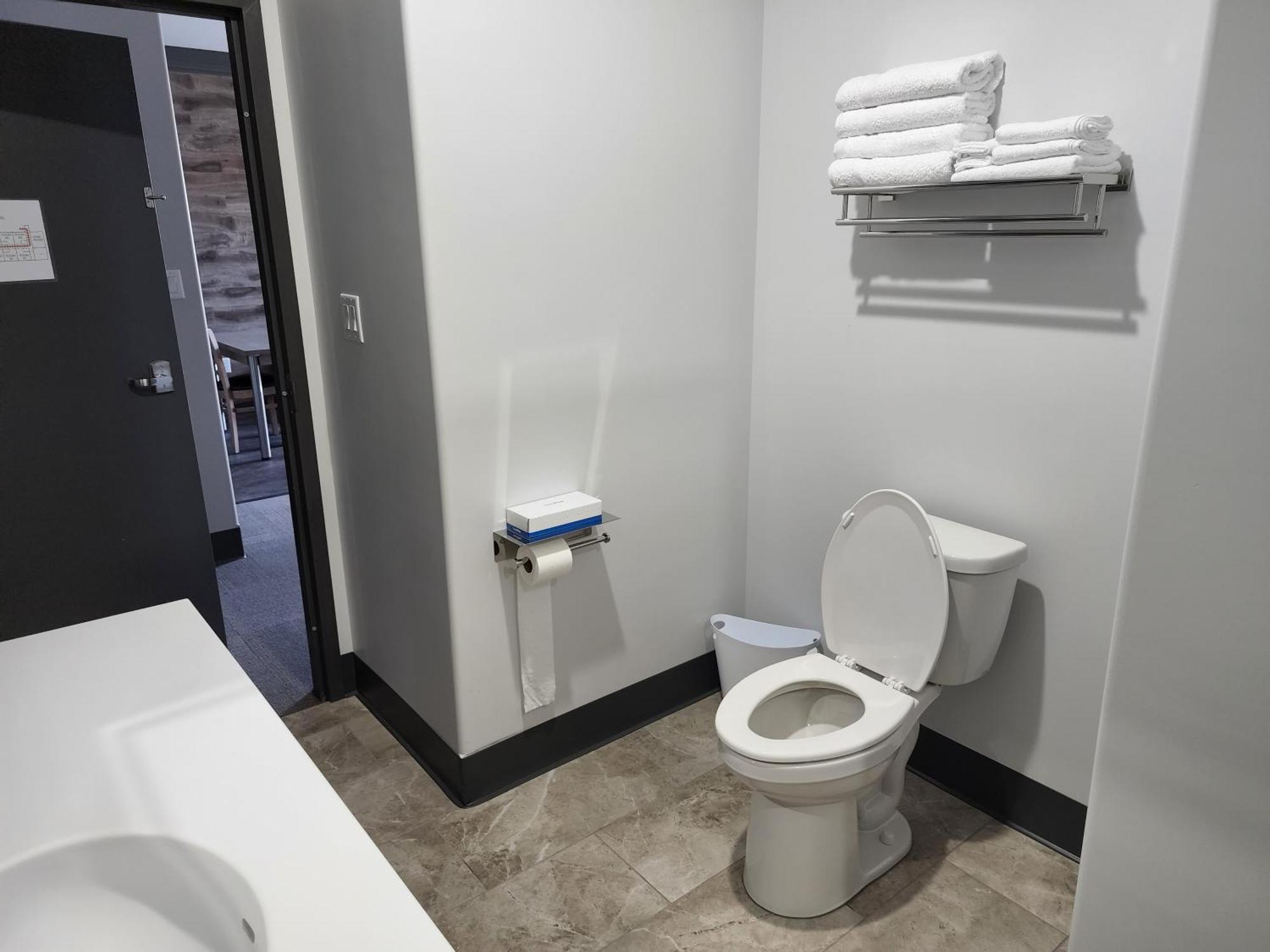 Razoolies Inn Stephenville Δωμάτιο φωτογραφία