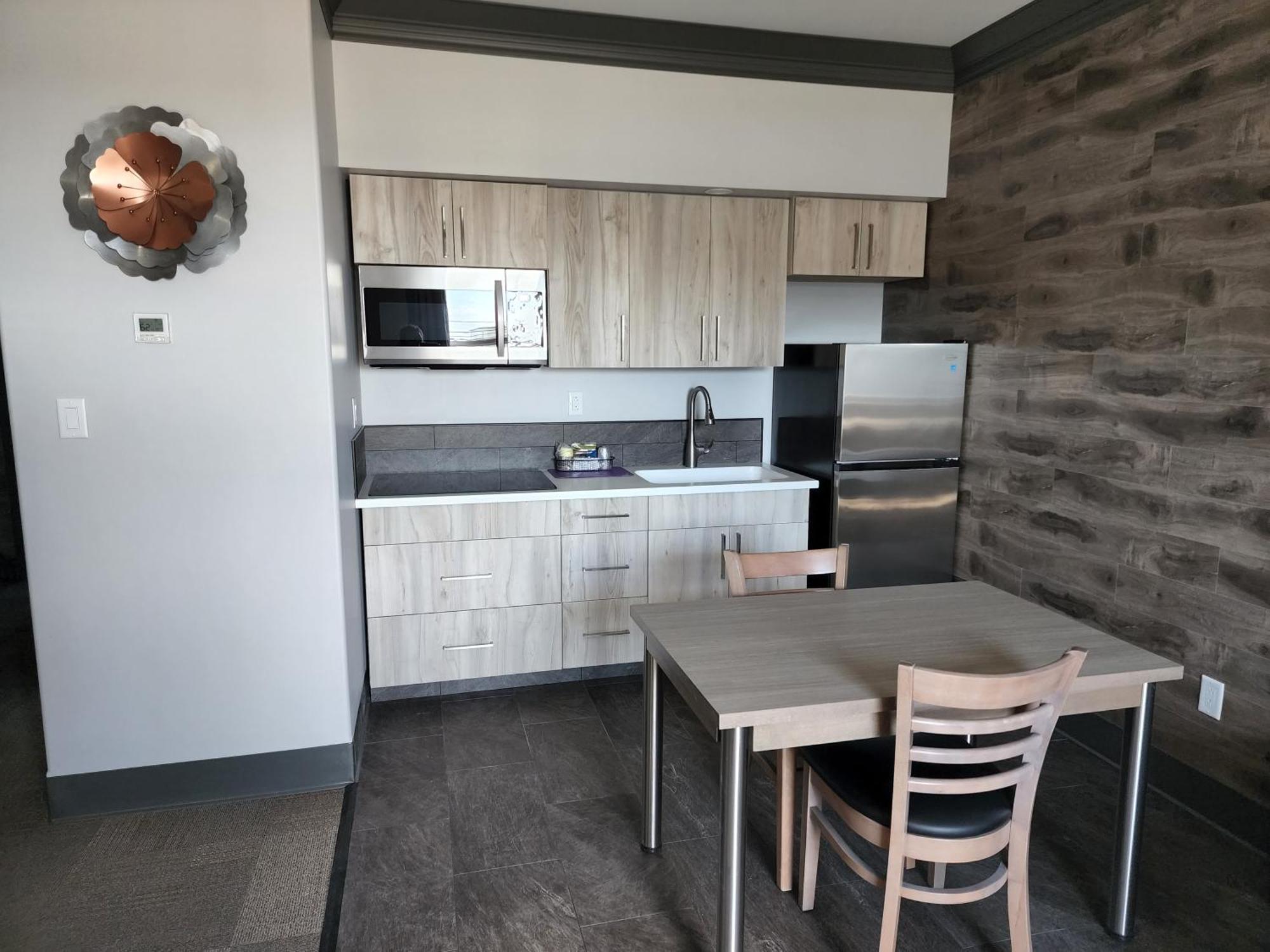 Razoolies Inn Stephenville Δωμάτιο φωτογραφία
